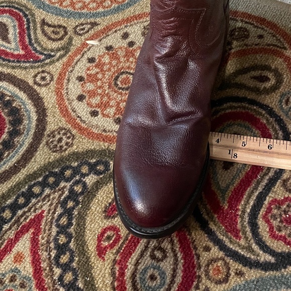 Authentic Justin Cowboy Boots - Picture 8 of 9